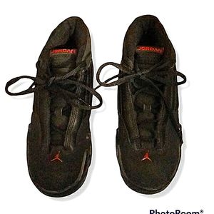 NIKE: AIR JORDAN 14 RETRO GS "LAST SHOT" BOYS SNEAKERS SIZE 2 BLA…